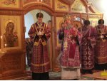 Архиерейское богослужение в Неделю Крестопоклонную Архиерейское богослужение в Неделю Крестопоклонную