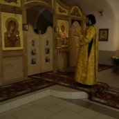 Преосвященнейший Владыка Максим совершил всенощное бдение в Сезеновском монастыре.