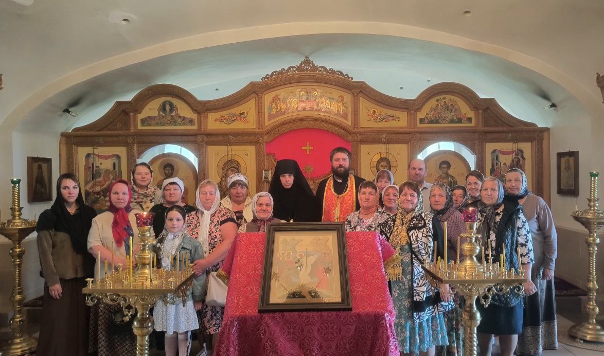 Обитель посетила группа паломников с родины прп. Дарии Сезеновской.