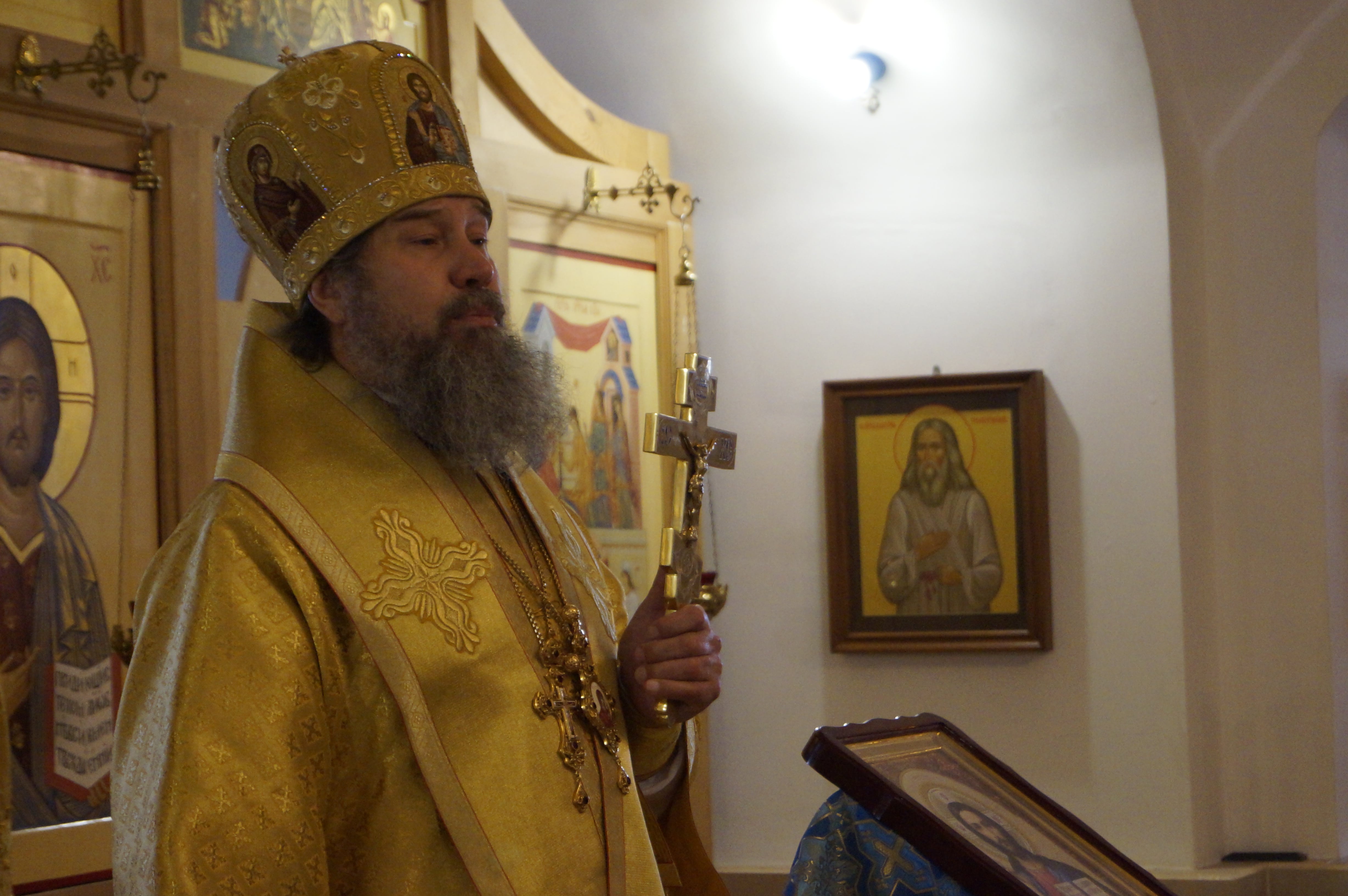 Проповедь епископа Максима в Сезеновском монастыре