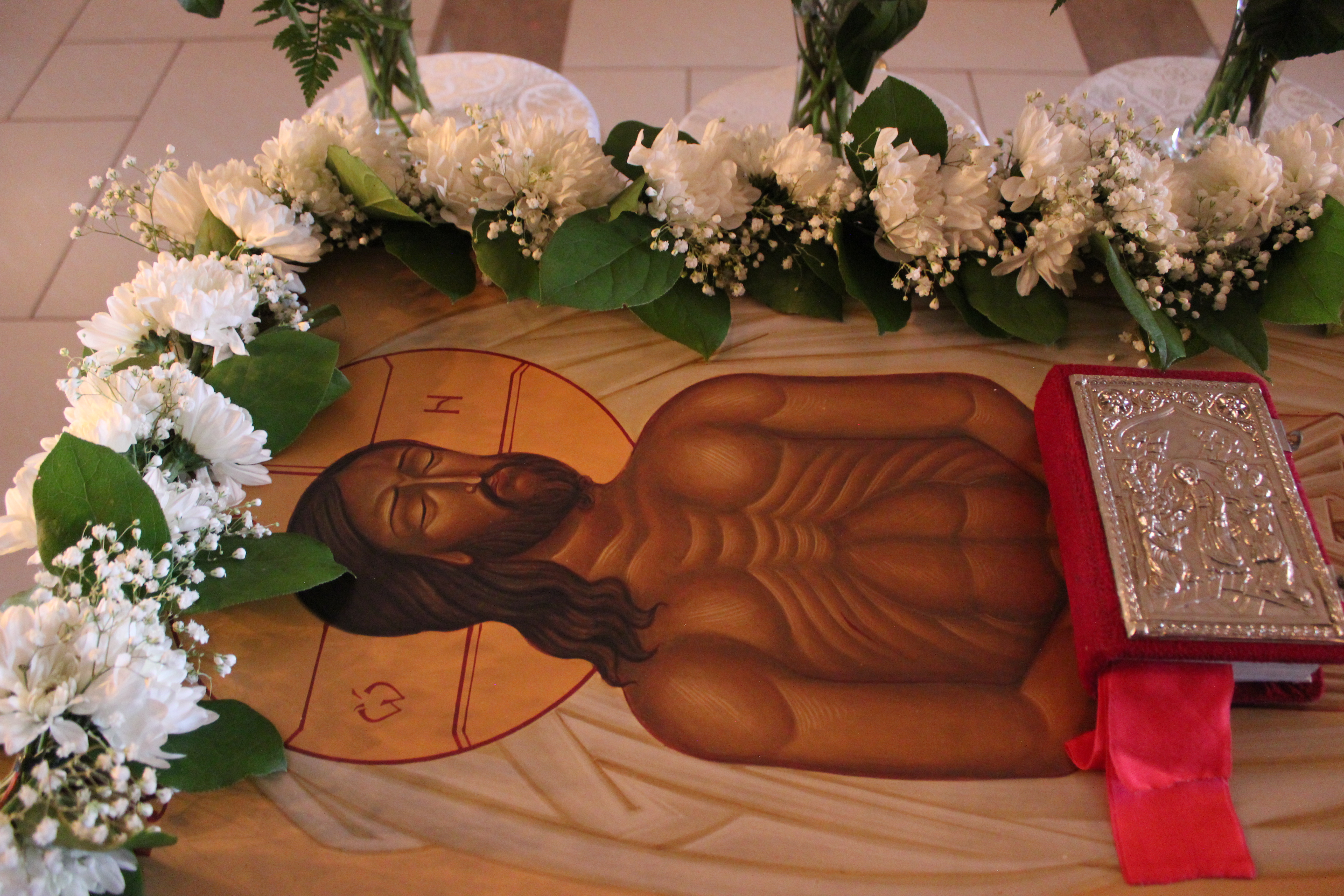 Великая суббота Страстной седмицы. Вынос Плащаницы. Погребение