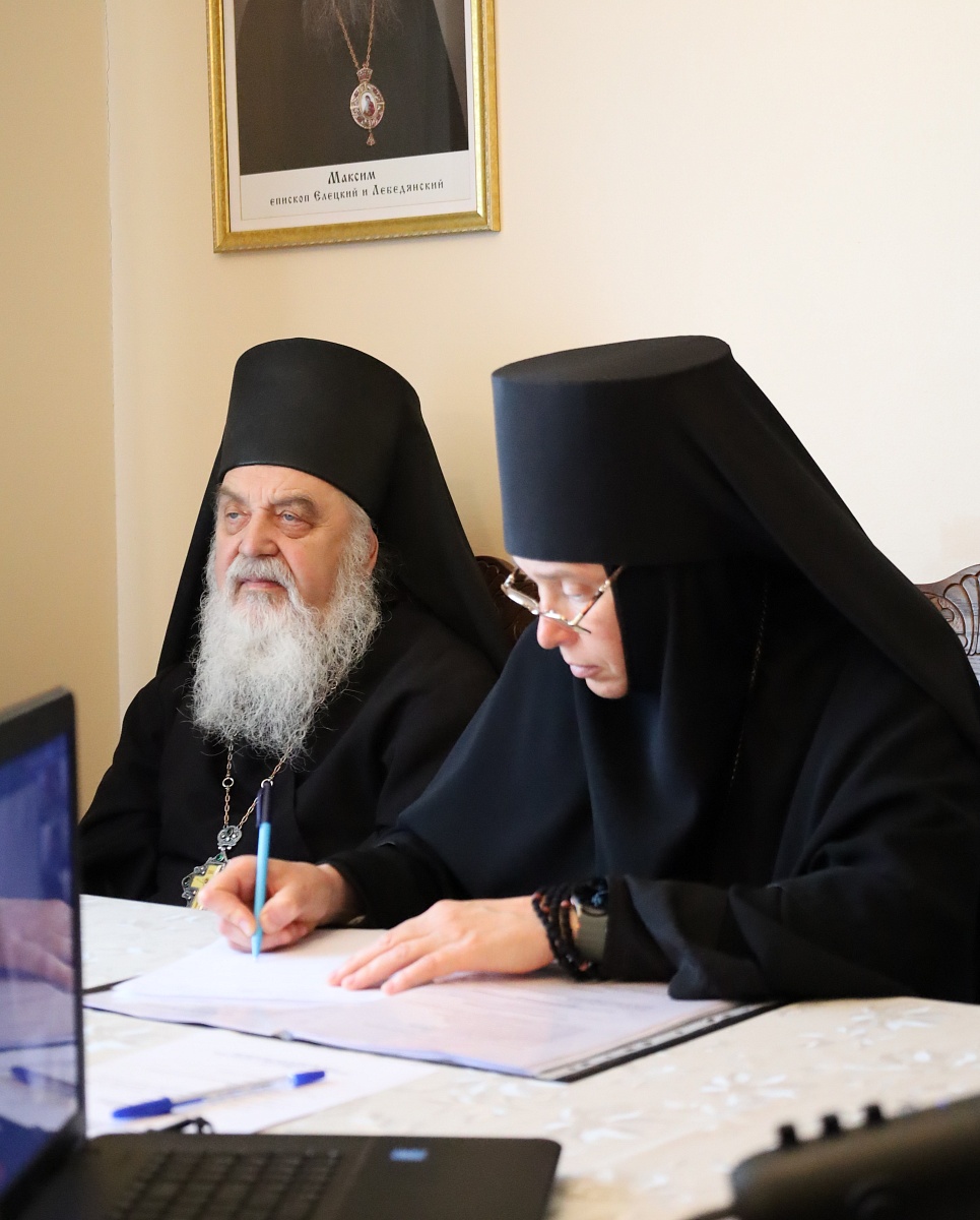 Круглый стол, посвященный обсуждению монашеского подвига в современном мире — фото 24