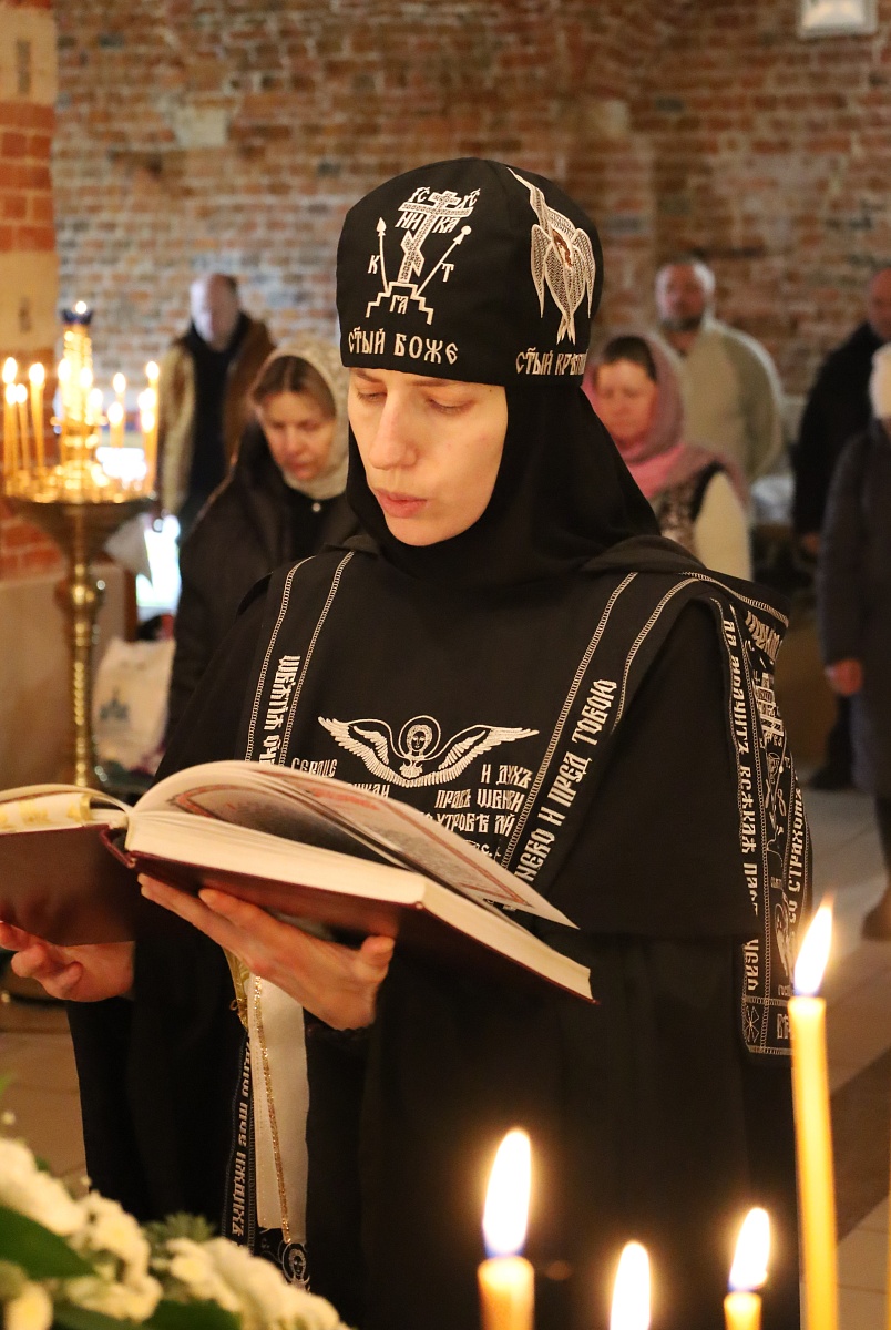 Явися Спас, благодать и истина, во струях Иорданских — фото 7