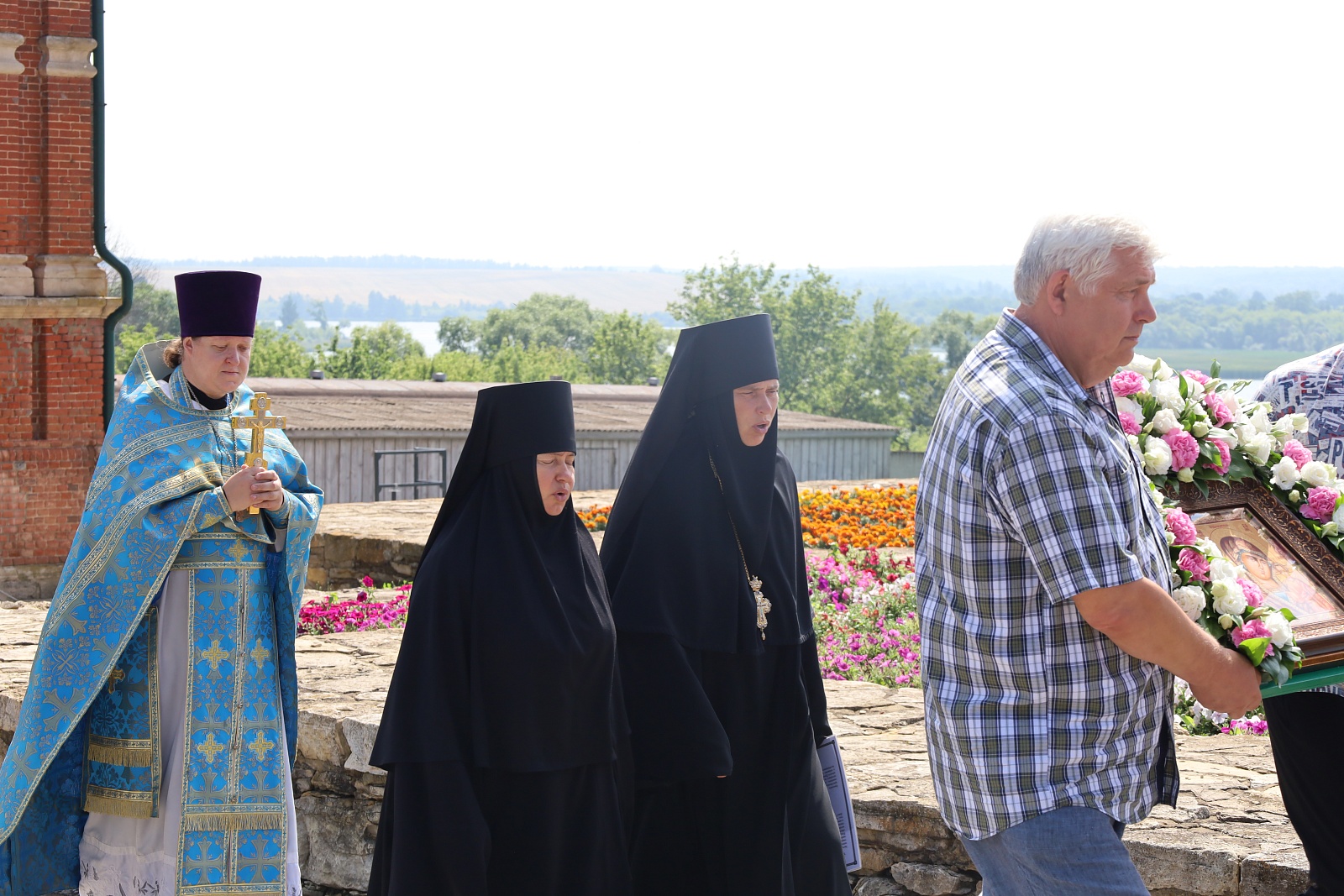  Празднования в честь Казанский иконы Пресвятой Богородицы — фото 15