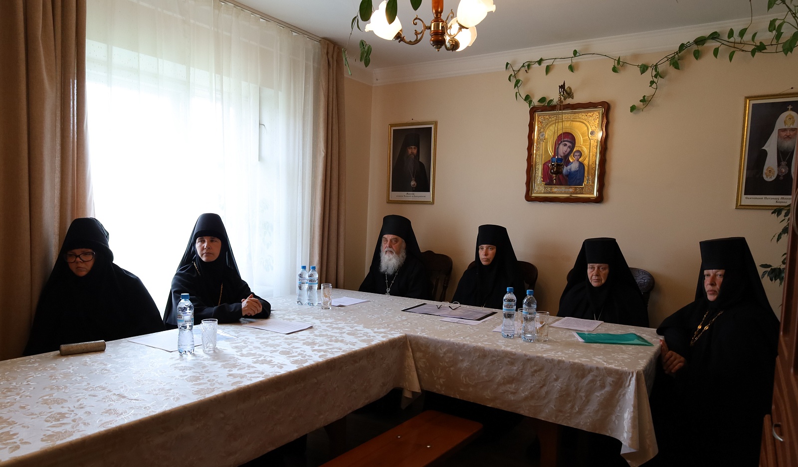 Круглый стол, посвященный обсуждению монашеского подвига в современном мире — фото 4