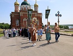 Крестный ход в праздник Пятидесятницы