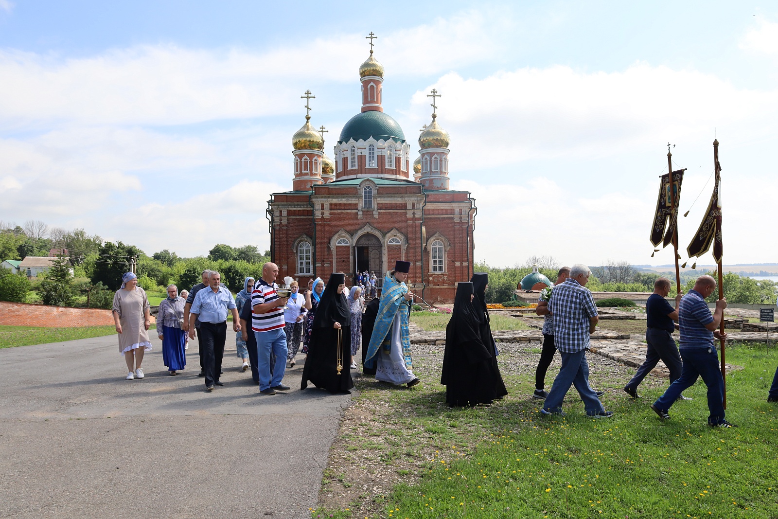  Празднования в честь Казанский иконы Пресвятой Богородицы — фото 17