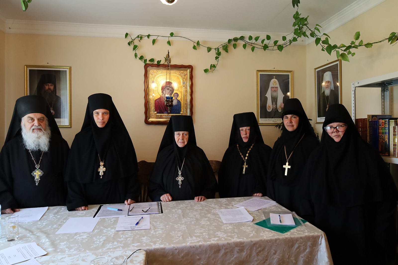 Круглый стол, посвященный обсуждению монашеского подвига в современном мире — фото 26