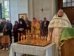 В Троицкую родительскую субботу в Сезеновском монастыре прошли заупокойные богослужения. В Троицкую родительскую субботу в Сезеновском монастыре прошли заупокойные богослужения.